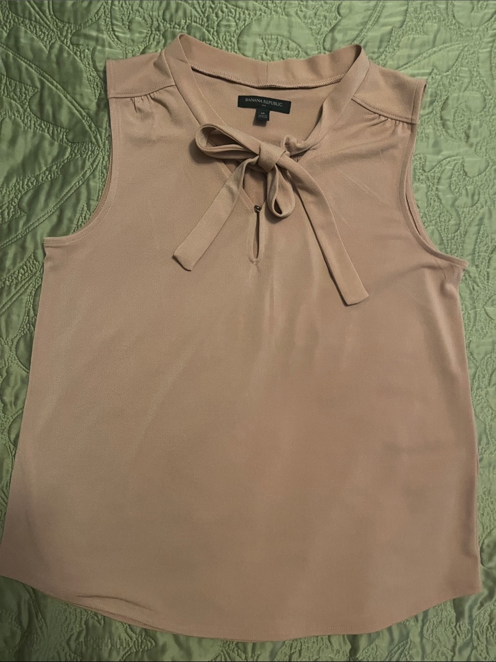 Banana Republic Tie-Neck Sleeveless Blouse - Dusty Rose